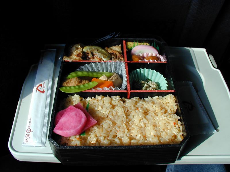 34_bento_lunchbox.jpg