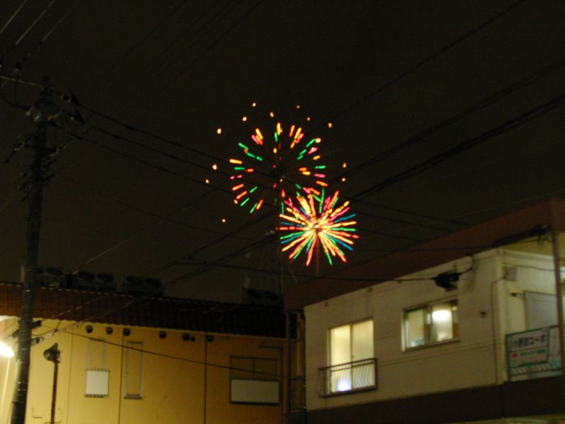 53_artificial_fireworks_in_tokyo.jpg